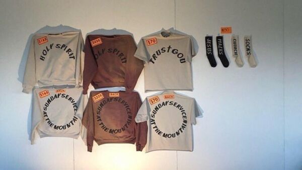 Kanye West's 'Sunday Service' merchandise - Sputnik International