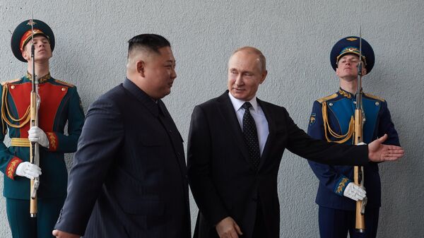 Russian President Vladimir Putin and North Korean leader Kim Jong-un meet in Vladivostok on 25 April, 2019 - Sputnik International