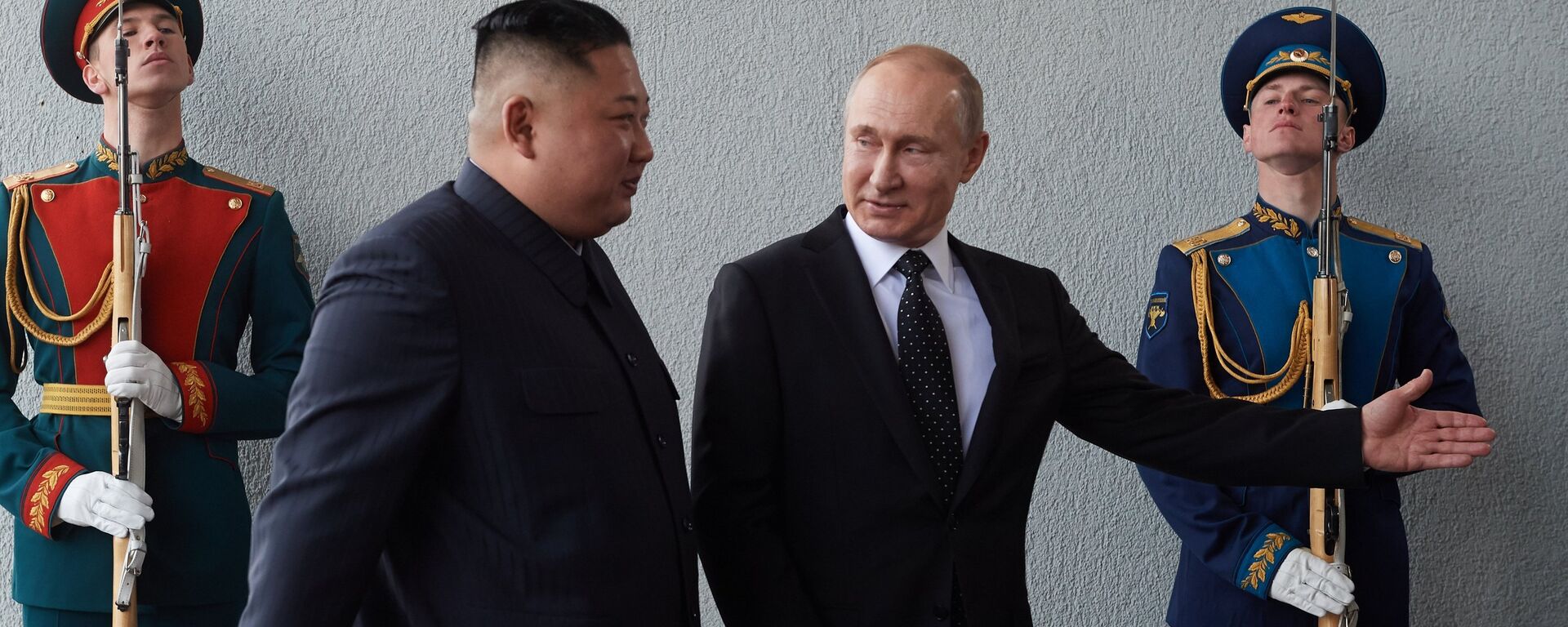 Russian President Vladimir Putin and North Korean leader Kim Jong-un meet in Vladivostok on 25 April, 2019 - Sputnik International, 1920, 12.09.2023