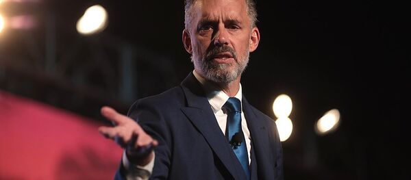 Jordan Peterson speaking with attendees at the 2018 Student Action Summit hosted by Turning Point USA at the Palm Beach County Convention Center in West Palm Beach, Florida - Sputnik International