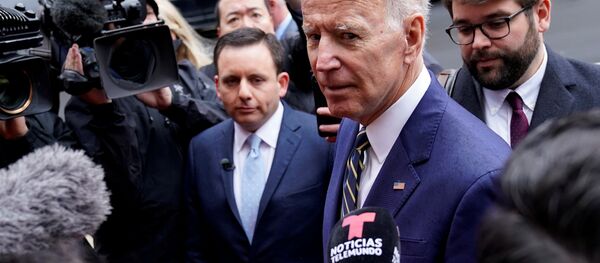 Former Vice President Joe Biden who is mulling a 2020 presidential candidacy, speaks to the media after speaking at the International Brotherhood of Electrical Workers’ (IBEW) construction and maintenance conference in Washington, U.S., April 5, 2019 Former Vice President Joe Biden who is mulling a 2020 presidential candidacy, speaks to the media after speaking at the International Brotherhood of Electrical Workers’ (IBEW) construction and maintenance conference in Washington, U.S., April 5, 2019 - Sputnik International