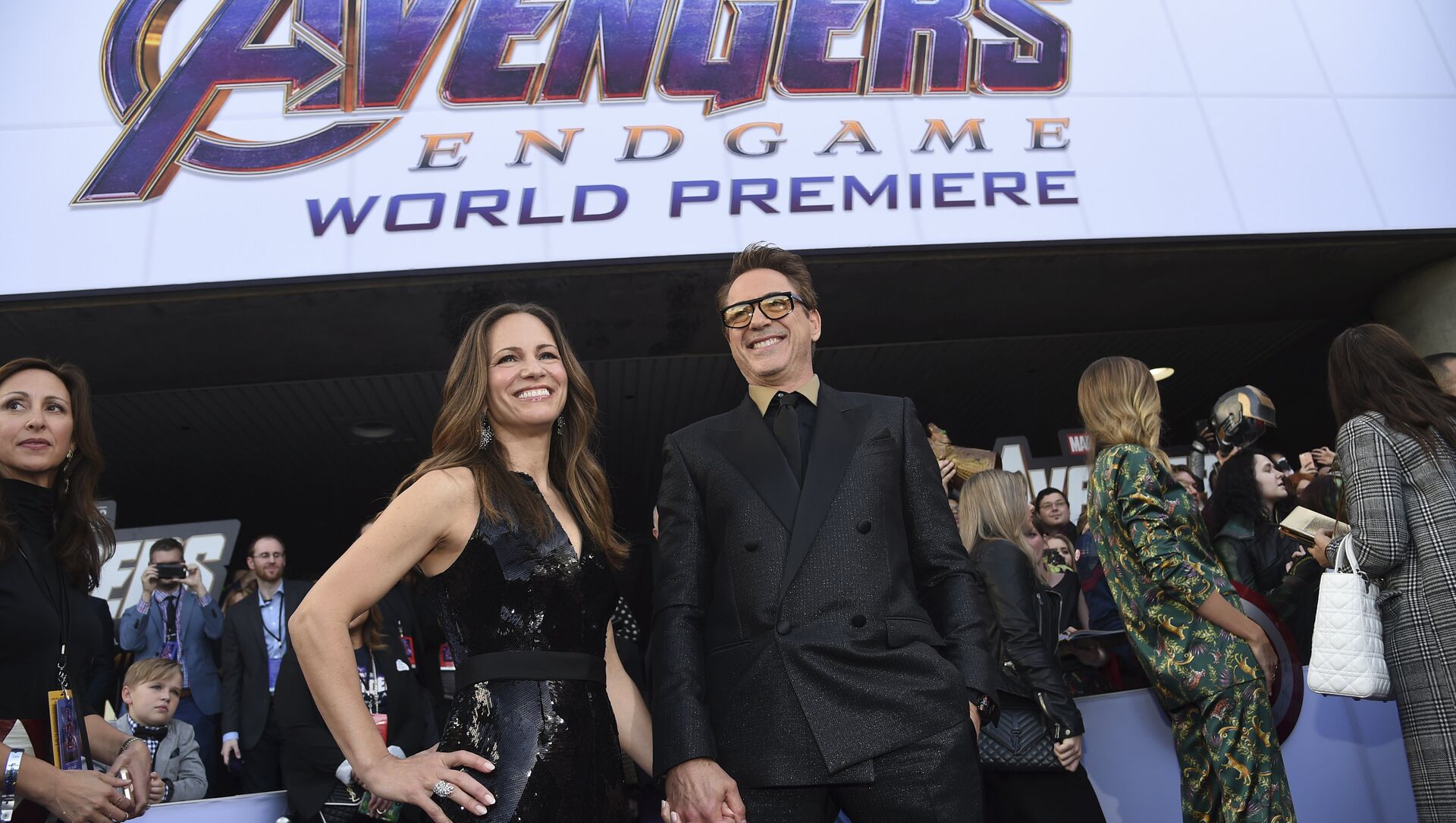 Susan Downey, left, and Robert Downey Jr. arrive at the premiere of Avengers: Endgame at the Los Angeles Convention Center on Monday, April 22, 2019 - Sputnik International, 1920, 06.07.2021