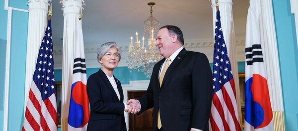 US Secretary of State Mike Pompeo meets with South Korean Foreign Minister Kang Kyung-wha on March 29, 2019 at the State Department in Washington, DC. - Sputnik International