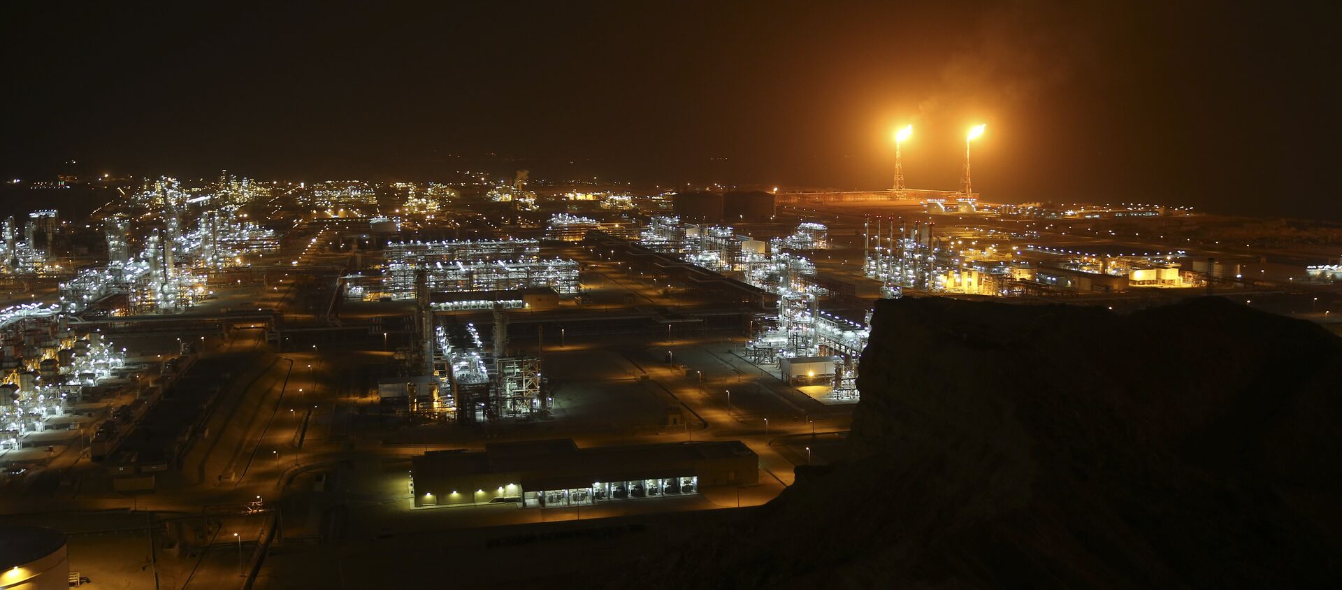 natural gas refineries at the South Pars gas field on the northern coast of the Persian Gulf, in Asaluyeh, Iran, March 16, 2019 - Sputnik International, 1920, 28.03.2021