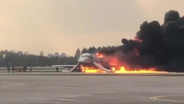 Fire at Sheremetyevo airport - Sputnik International