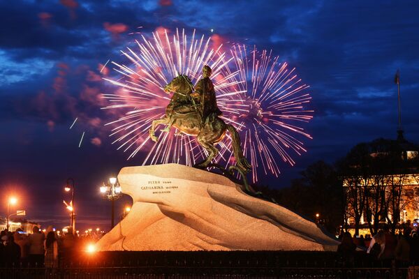 Festive Fireworks in St. Petersburg - Sputnik International
