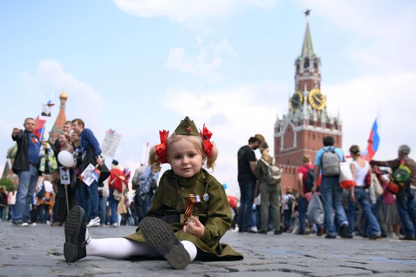 Little Participant of the March of the Immortal Regiment - Sputnik International