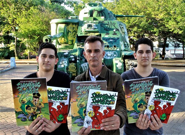 Smoking Snakes - Sputnik International