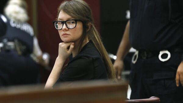 Anna Sorokin sits at the defense table during jury deliberations in her trial at New York State Supreme Court, in New York, Thursday, April 25, 2019.  - Sputnik International