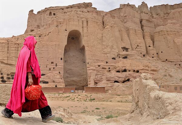 Buddha Statues That Once Stood in the City of Bamiyan - Sputnik International