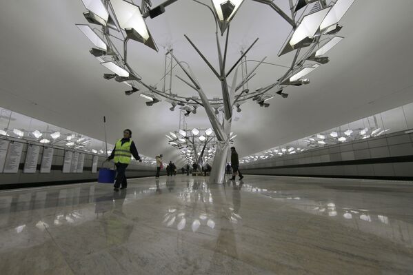 World's Most Beautiful Underground: Moscow Metro Celebrates 84th Anniversary - Sputnik International