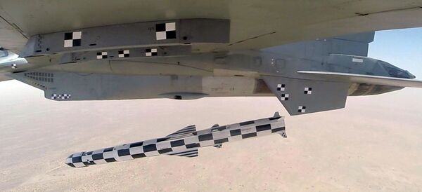 This handout photograph released by the Indian Air Force on May 22, 2019 and taken at an undisclosed location in 2017 shows a BrahMos air to surface cruise missile being launched from a Sukhoi Su-30MKI fighter aircraft This handout photograph released by the Indian Air Force on May 22, 2019 and taken at an undisclosed location in 2017 shows a BrahMos air to surface cruise missile being launched from a Sukhoi Su-30MKI fighter aircraft - Sputnik International