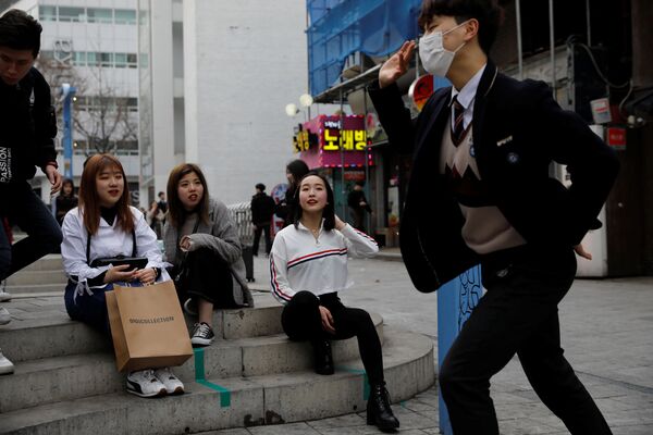 Wishing on a Star: Japanese Girls Dream to Become K-Pop Celebrities in S Korea - Sputnik International