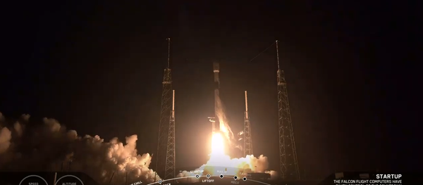 Falcon 9 with 60 Starlink Satellites lifts off from Florida's Cape Canaveral Air Force Station Falcon 9 with 60 Starlink Satellites lifts off from Florida's Cape Canaveral Air Force Station - Sputnik International
