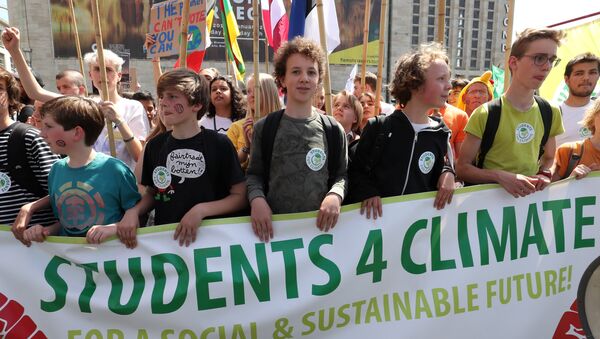 People take part in a demonstration called Global Strike for Climate 2 in Brussels - Sputnik International