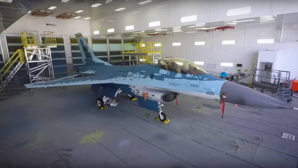 F-16 GHOST - Aggressor Squadron Mimicking Russian Su-57 Paint - Sputnik International