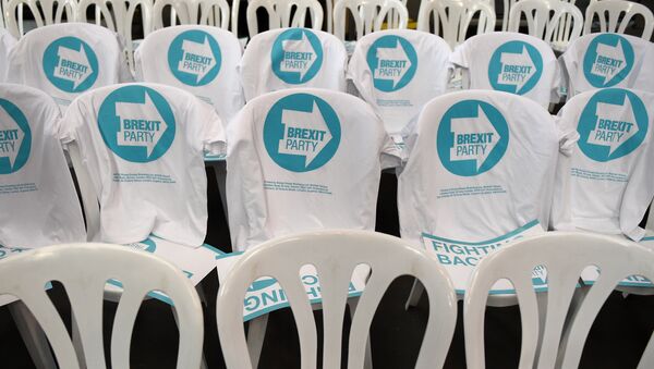 T-shirts featuring the party logo are draped on chairs prior to the launch of The Brexit Party's European Parliament election campaign in Coventry, central England on April 12, 2019 - Sputnik International