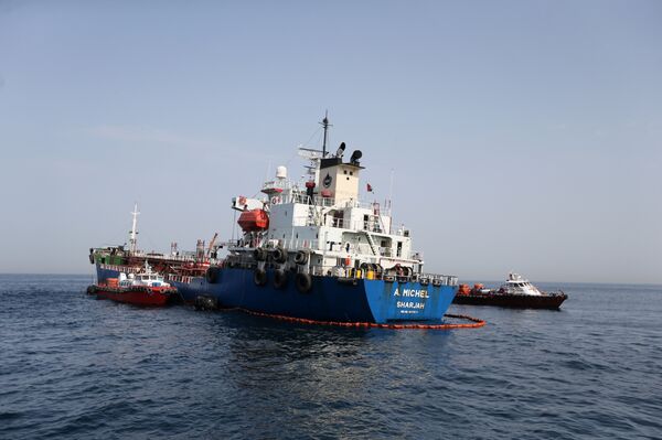 UAE Calls to Protect Energy Supply From Gulf Amid Oil Tanker Attacks - Sputnik International