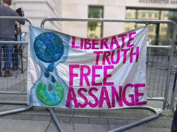 What Could Wikileaks Founder Julian Assange Face if Extradited to the US on 18 Counts of Espionage? What Could Wikileaks Founder Julian Assange Face if Extradited to the US on 18 Counts of Espionage? - Sputnik International