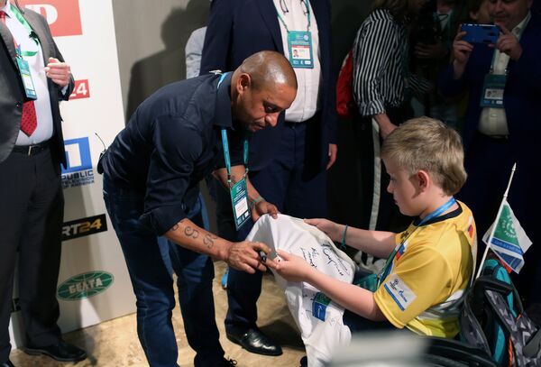 Int'l Football for Friendship Forum 2019 in Madrid Unites Kids' Soccer Experts From Around the Globe Int'l Football for Friendship Forum 2019 in Madrid Unites Kids' Soccer Experts From Around the Globe - Sputnik International