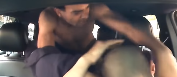 Lyft driver Eduardo Madiedo is attacked by passenger George Catalanos during a ride to New York's Mount Sinai Hospital in Queens. - Sputnik International