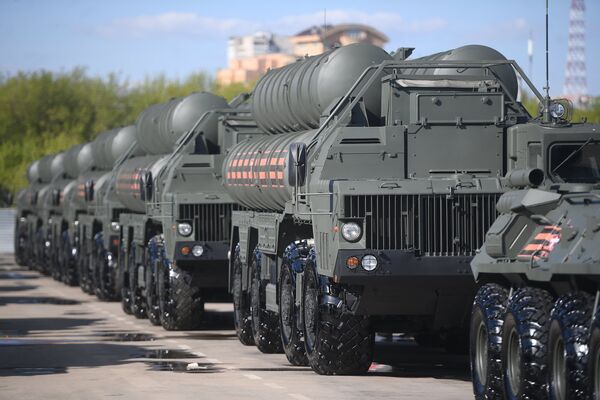 US Senate Armed Services Chiefs Urge Trump to Sanction Turkey Over Purchase of S-400 US Senate Armed Services Chiefs Urge Trump to Sanction Turkey Over Purchase of S-400 - Sputnik International