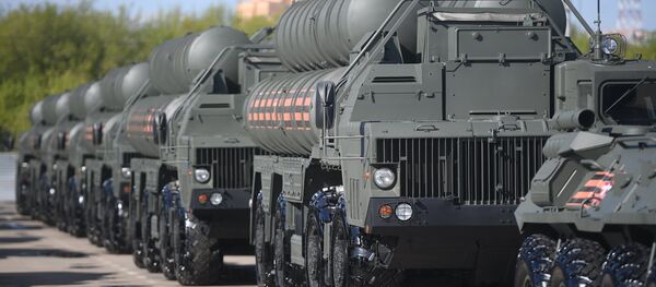 Russian S-400 Triumf surface-to-air missile systems - Sputnik International
