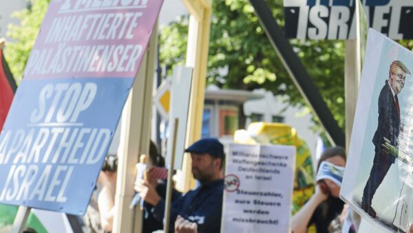 Participants in the anti-Israeli al-Quds demonstration in Berlin, Germany Saturday June 1, 2019 - Sputnik International