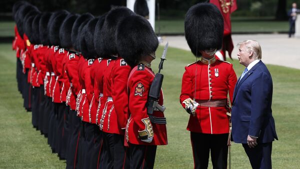 President Donald Trump inspect the Guard of Honor at Buckingham Palace, Monday, June 3, 2019, in London - Sputnik International