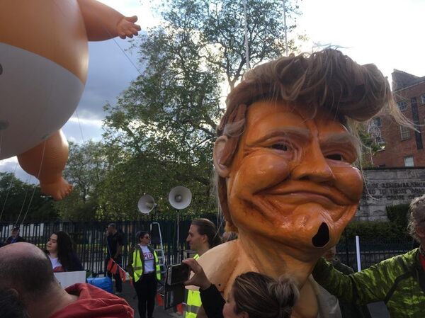 The Trump-ets Are Sounding on the Emerald Isle as ‘Baby Blimp’ Leads Dublin’s Protests The Trump-ets Are Sounding on the Emerald Isle as ‘Baby Blimp’ Leads Dublin’s Protests - Sputnik International