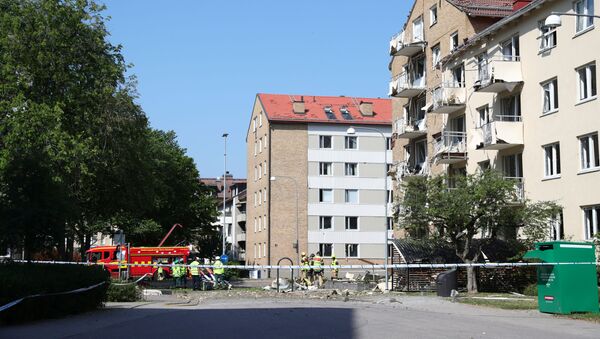 Rescue personnel work at the site of an explosion in Linkoping, Sweden June 7, 2019  - Sputnik International