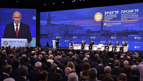 Russian President Vladimir Putin at the St. Petersburg International Economic Forum (SPIEF) - Sputnik International