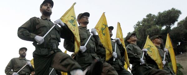 FILE - In this Nov. 12, 2010 file photo, Hezbollah fighters parade during the inauguration of a new cemetery for their fighters who died in fighting against Israel, in a southern suburb of Beirut, Lebanon - Sputnik International