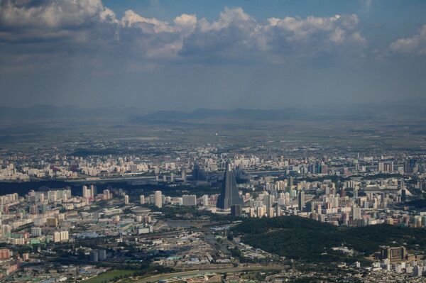 Chilling in Pyongyang: North Koreans Struggle With Summer Heat - Sputnik International