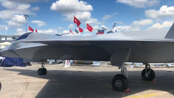 Turkish Aerospace Industries unveils its new TF-X indigenously designed fifth-generation jet fighter at the Paris Air Show, 2019 - Sputnik International