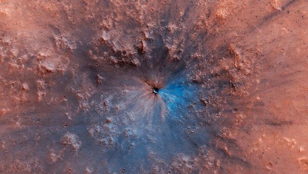 Crater which recently appeared on the surface of Mars - Sputnik International