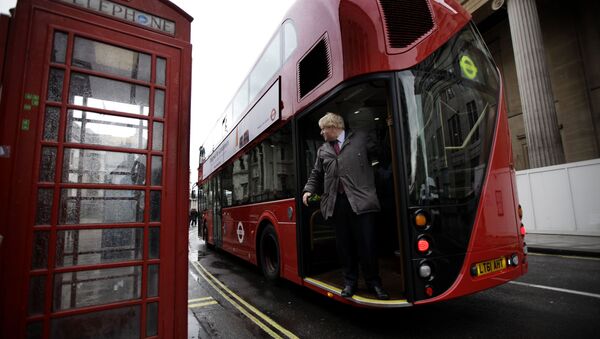 Boris Johnson on a new Routemaster bus - Sputnik International