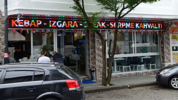 Turkish shops, cafes and restaurants in the capital of Adjara - Sputnik International