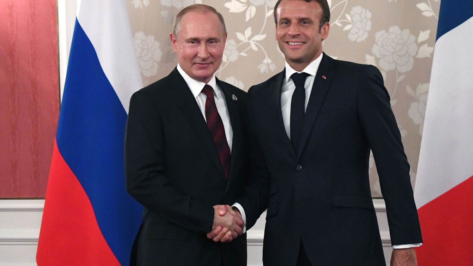 Macron and Putin - Sputnik International, 1920, 07.02.2022