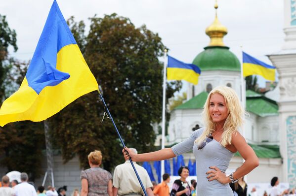 A Ukrainian Girl during Independence Day in Kiev  - Sputnik International
