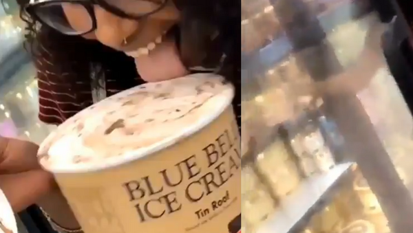Viral Ice Cream-Licking Woman Wanted by Twitter Users, Law Enforcement  - Sputnik International