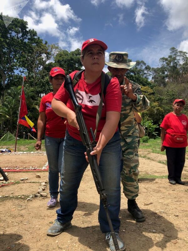 How Venezuelans Train to Repel Possible Military Aggression (Videos, Photos) - Sputnik International