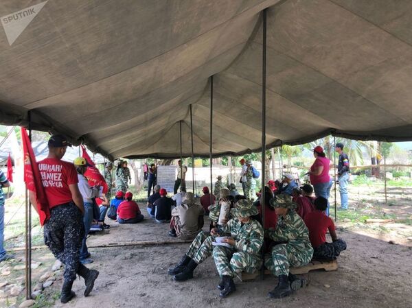 How Venezuelans Train to Repel Possible Military Aggression (Videos, Photos) - Sputnik International