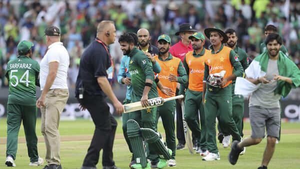 Pakistani cricketers celebrate their team's victory in the Cricket World Cup match between Pakistan and Afghanistan at Headingley in Leeds, England, Saturday, June 29, 2019 - Sputnik International