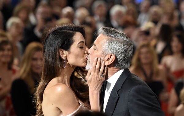 Pedophile Epstein’s Confidante Ghislaine Maxwell Reportedly Boasted of Oral Sex with George Clooney Pedophile Epstein’s Confidante Ghislaine Maxwell Reportedly Boasted of Oral Sex with George Clooney - Sputnik International