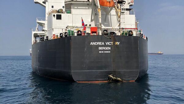 A picture taken on May 13, 2019 off the coast of the Gulf emirate of Fujairah shows Norwegian oil tanker Andrea Victory, one of the four tankers damaged in alleged sabotage attacks in the Gulf the previous day - Sputnik International