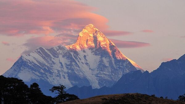 Mt. Nanda Devi at dusk - Sputnik International