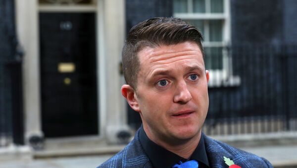 Activist Stephen Yaxley-Lennon, who goes by the name Tommy Robinson, speaks outside 10 Downing Street in London, Britain - Sputnik International
