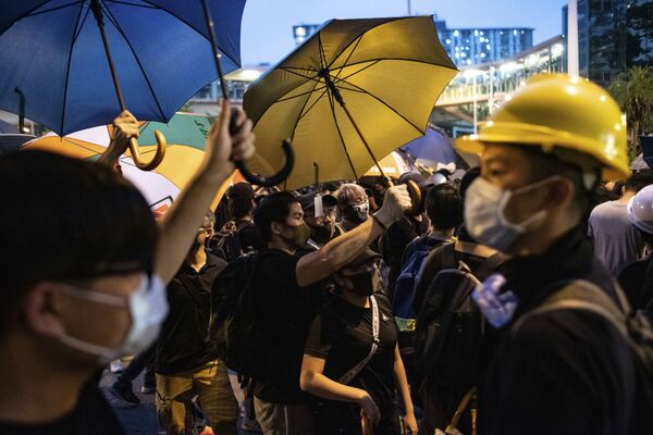 Over 30,000 Hongkongers Reportedly Rally Against Parallel Trading With China (Photos) - Sputnik International