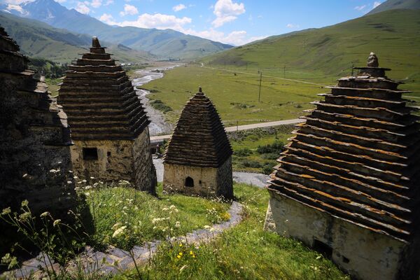 Tombs in the 'City of the Dead' necropolis on the territory of the ‘City of the Dead’ in Russia’s republic of North Ossetia - Sputnik International
